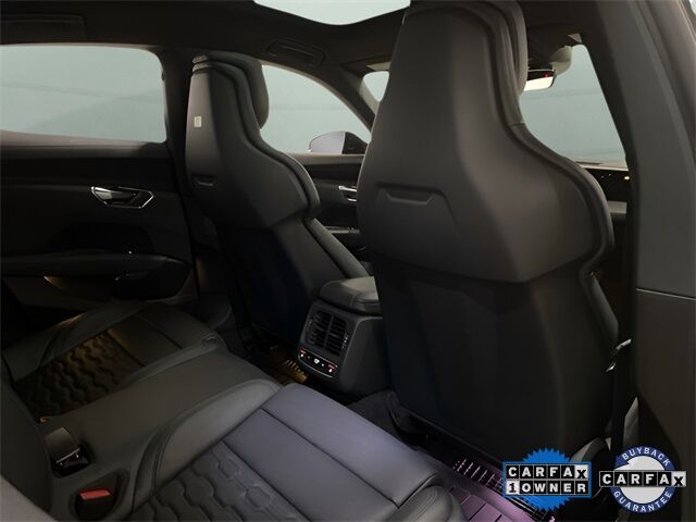 2023 Audi e-tron GT Premium Plus photo 23