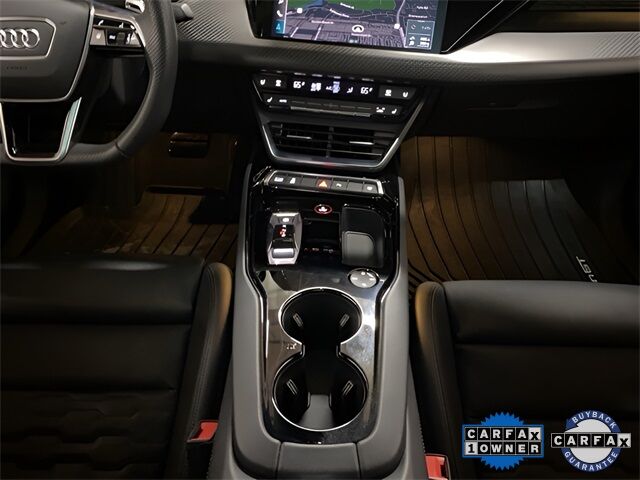 2023 Audi e-tron GT Premium Plus photo 15
