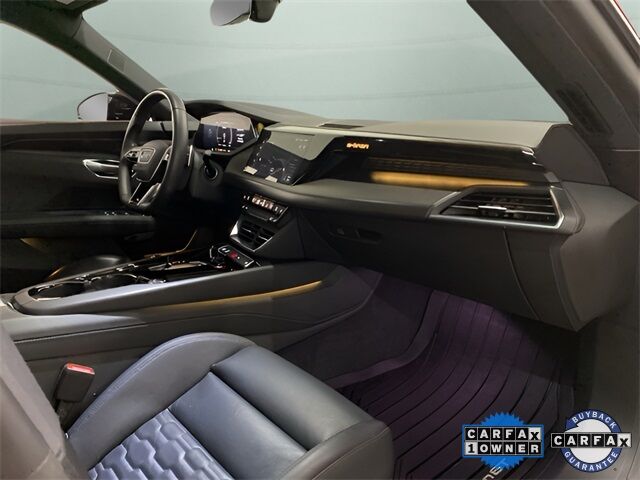 2023 Audi e-tron GT Premium Plus photo 25
