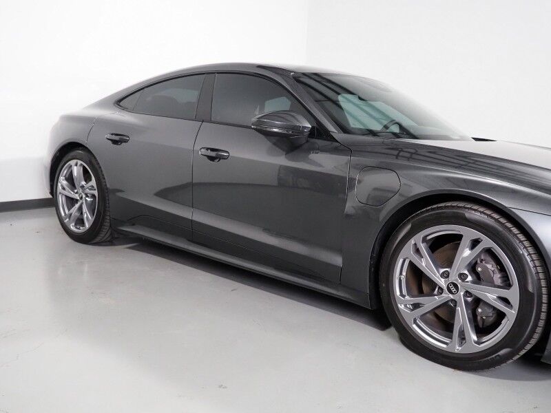 2023 Audi e-tron GT Premium Plus Quattro *EXECUTIVE PKG, NAVIGATION, VIRTUAL COCKPIT, ADAPTIVE CRUISE, SAFETY ALERTS, BACKUP-CAMERA, PANORAMA GLASS ROOF, HEATED SEATS, BANG & OLUFSEN, WIRELESS CHARGING, ANDROID & APPLE Round Rock TX