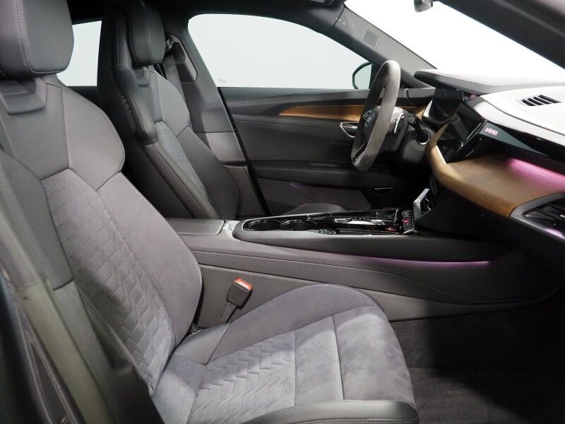 2023 Audi e-tron GT Premium Plus Quattro *EXECUTIVE PKG, NAVIGATION, VIRTUAL COCKPIT, ADAPTIVE CRUISE, SAFETY ALERTS, BACKUP-CAMERA, PANORAMA GLASS ROOF, HEATED SEATS, BANG & OLUFSEN, WIRELESS CHARGING, ANDROID & APPLE Round Rock TX