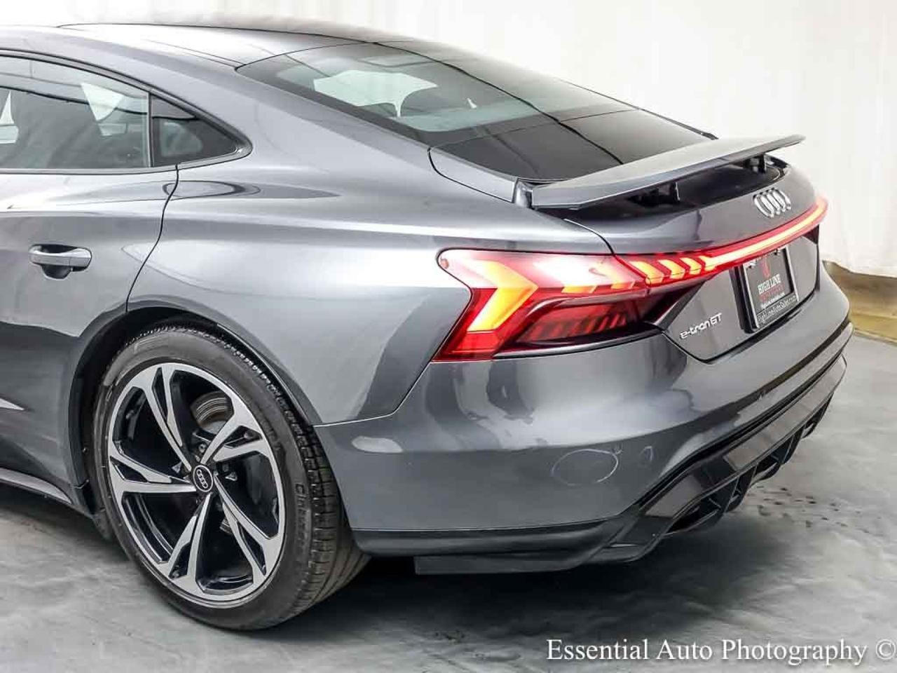 2023 Audi e-tron GT Premium Plus Willowbrook IL