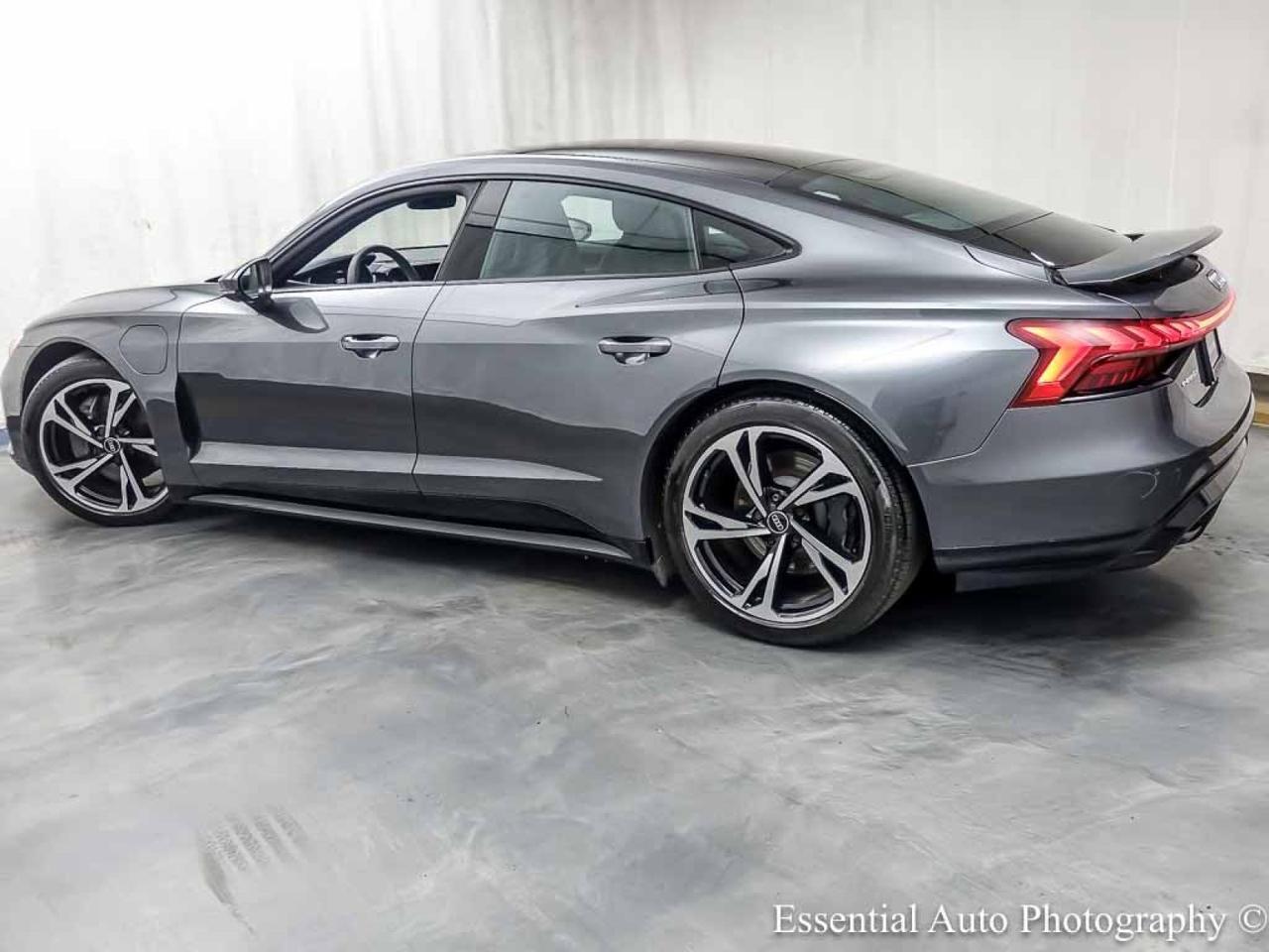 2023 Audi e-tron GT Premium Plus Willowbrook IL