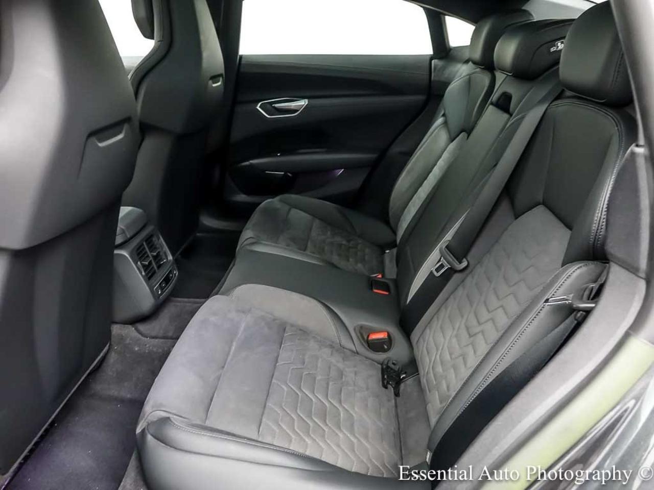 2023 Audi e-tron GT Premium Plus Willowbrook IL