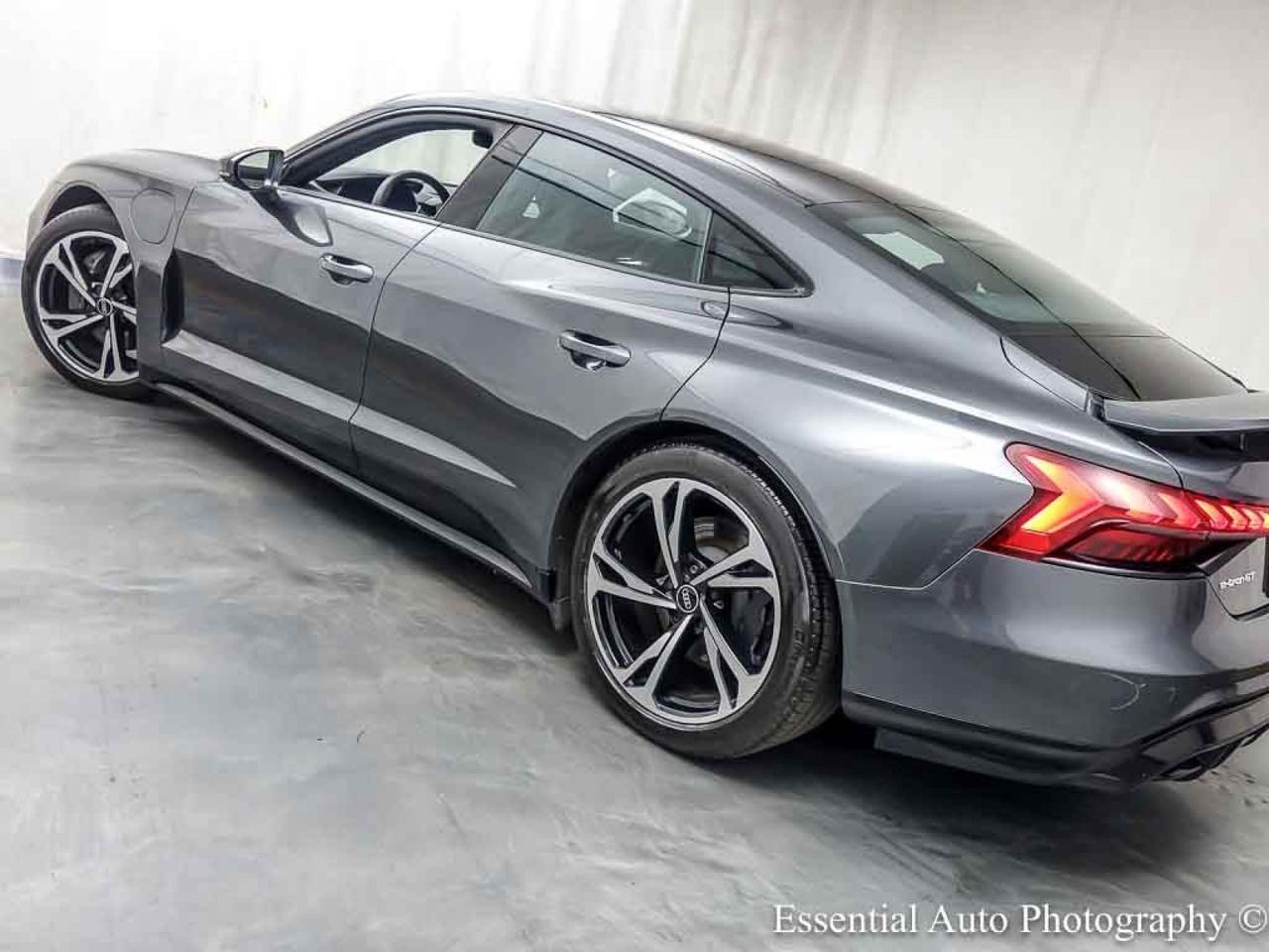 2023 Audi e-tron GT Premium Plus Willowbrook IL