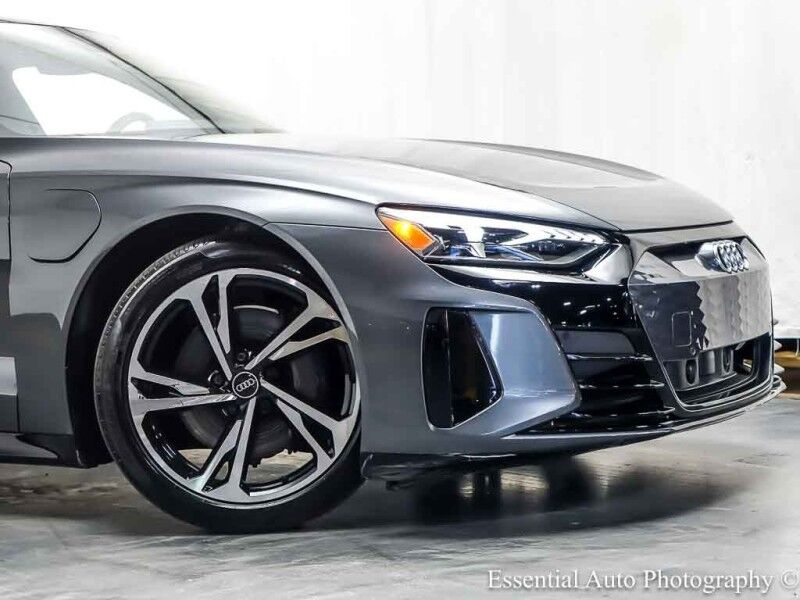2023 Audi e-tron GT Premium Plus