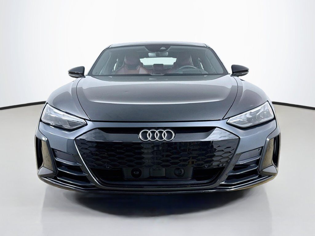 2023 Audi e-tron GT Premium Plus
