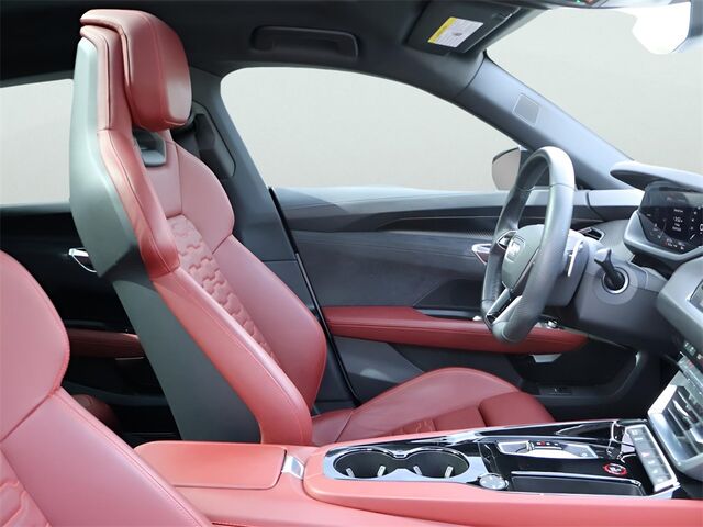 2023 Audi e-tron GT Prestige Oshkosh WI