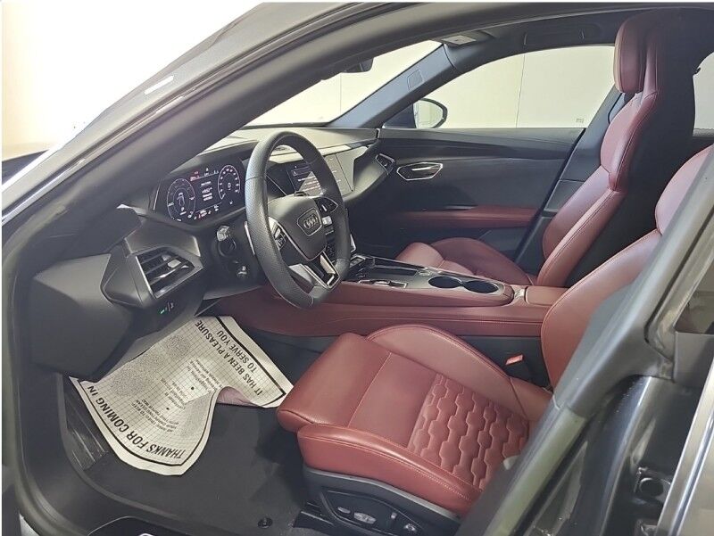 2023 Audi e-tron GT Prestige