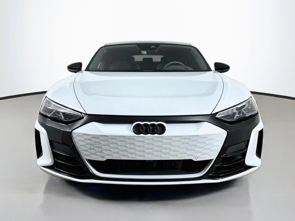 2023 Audi e-tron GT Prestige