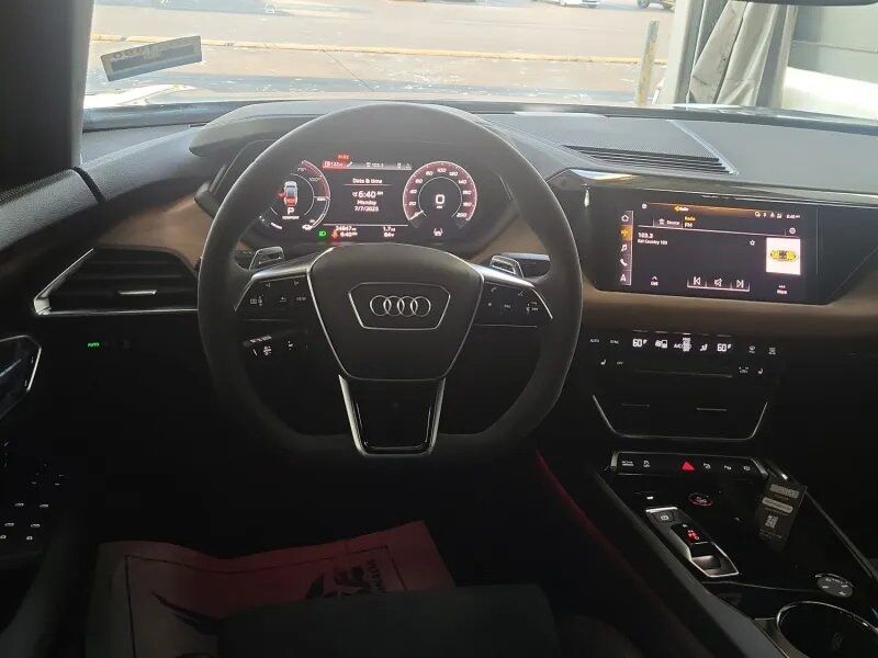 2023 Audi e-tron GT Prestige quattro Adaptive Cruise Head-Up Display Portland OR