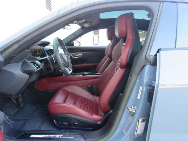 2023 Audi e-tron GT Prestige quattro Plano TX