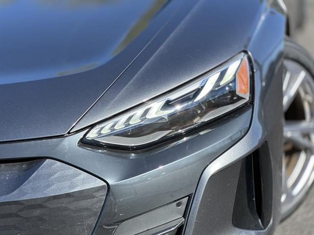 2023 Audi e-tron GT quattro Premium Plus