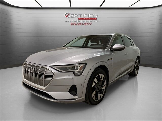 2023 Audi e-tron Premium Plus