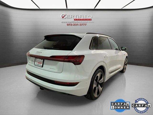 2023 Audi e-tron Premium Plus photo 3