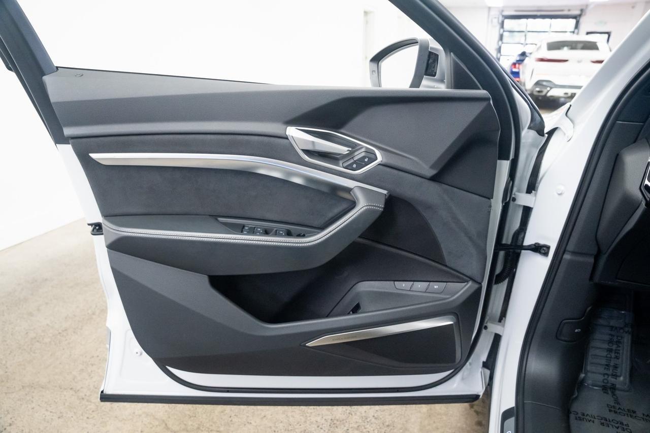 2023 Audi e-tron S Premium Plus 1 Owner Vented Seats Portland OR