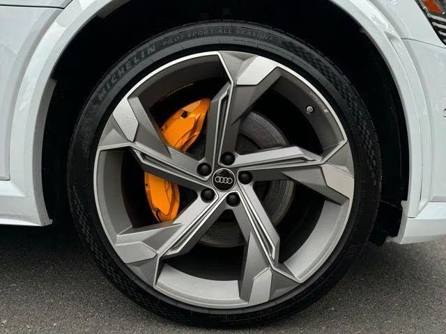 2023 Audi e-tron S Prestige Orange MA