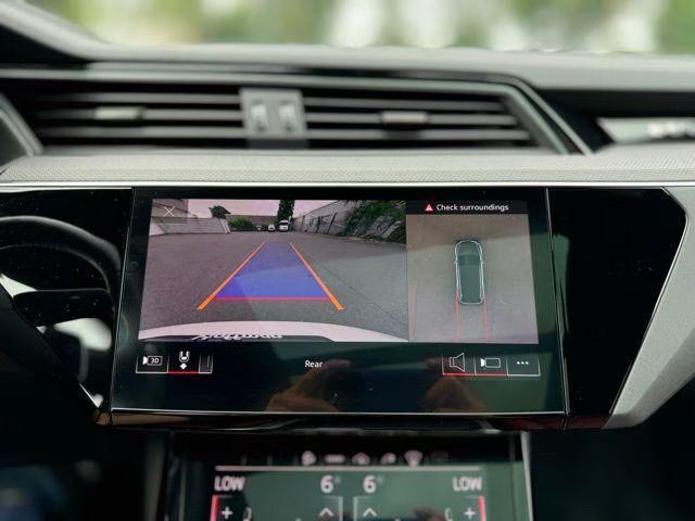 2023 Audi e-tron S Prestige Orange MA