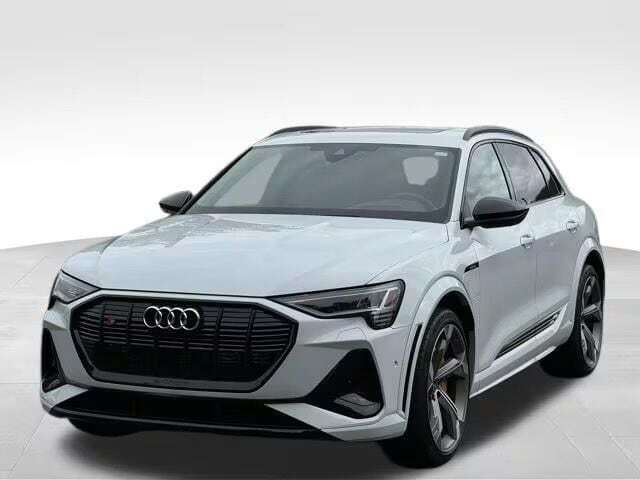 2023 Audi e-tron S Prestige
