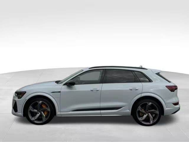 2023 Audi e-tron S Prestige
