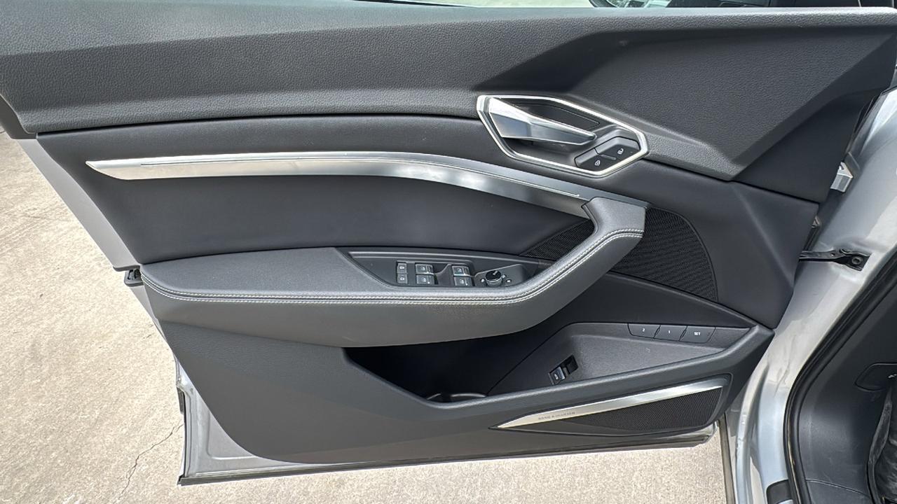 2023 Audi e-tron Sportback S line Premium Plus  Selma TX