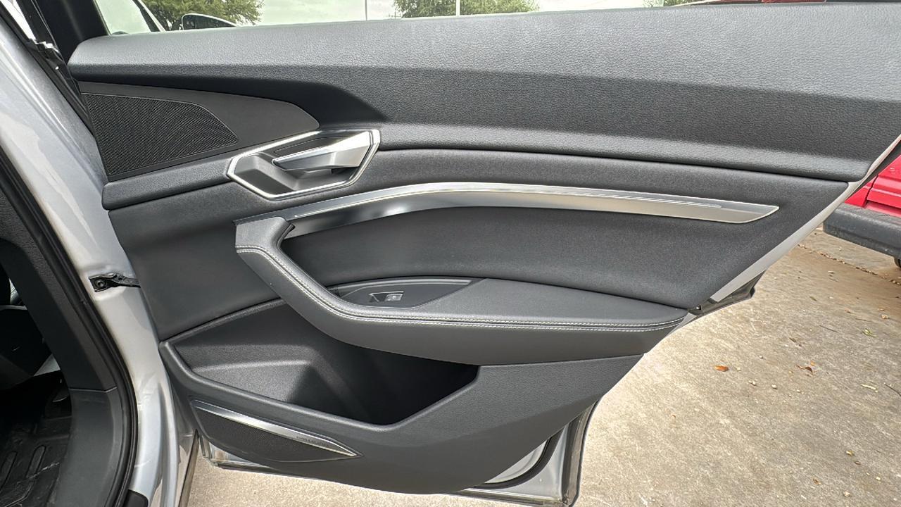 2023 Audi e-tron Sportback S line Premium Plus  Selma TX