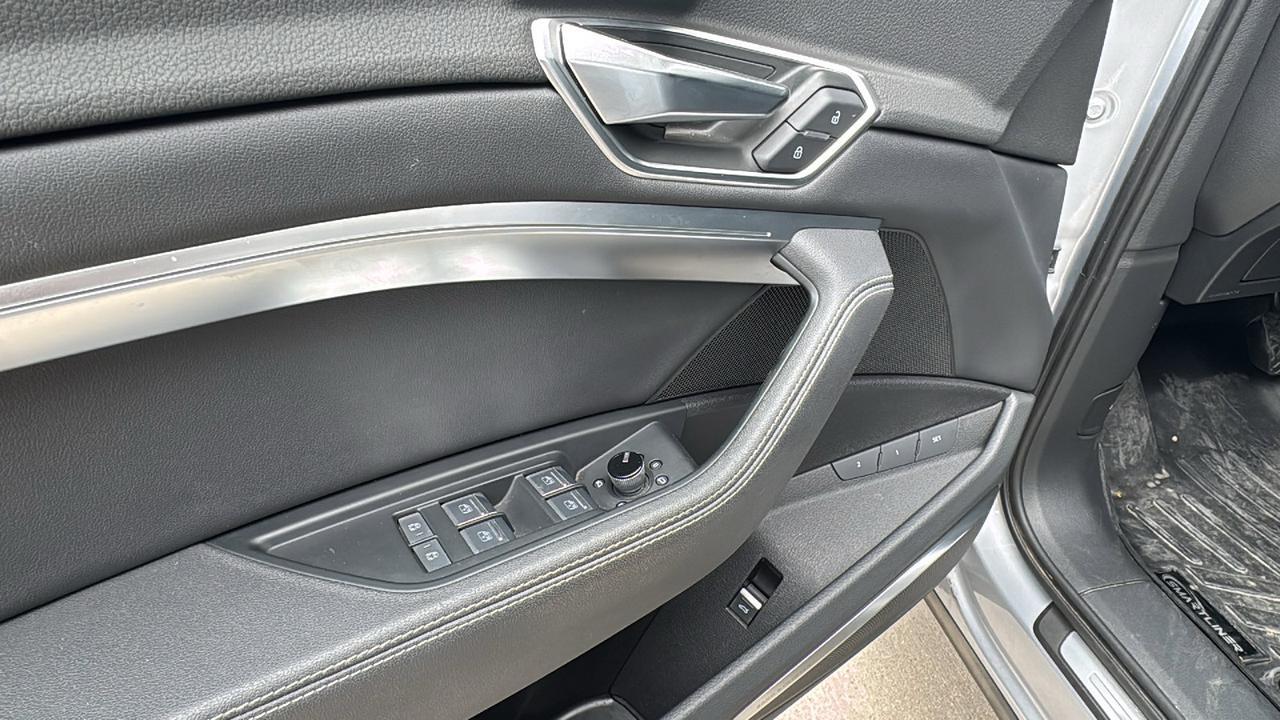 2023 Audi e-tron Sportback S line Premium Plus  Selma TX