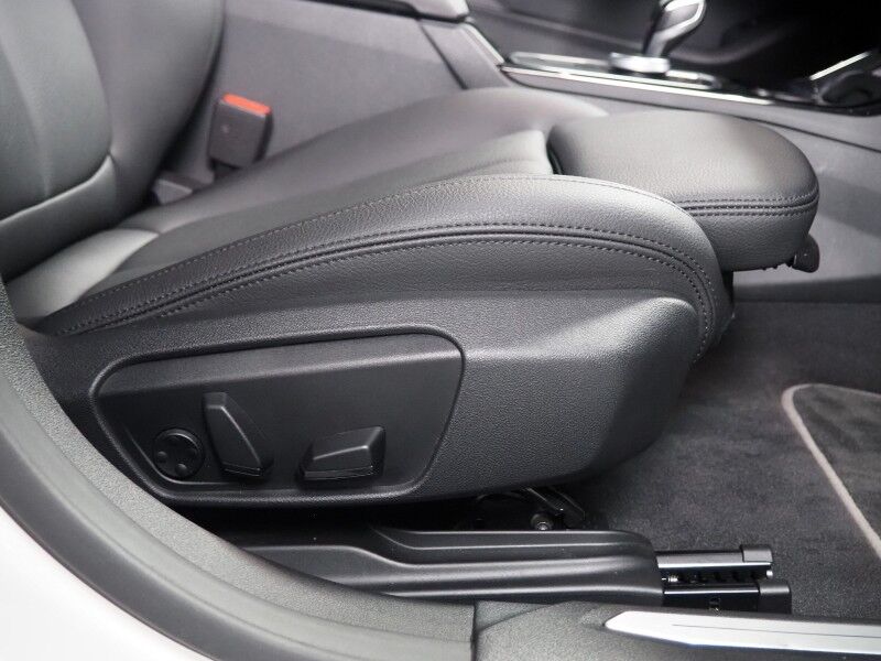 2023 BMW 2 Series 228i Gran Coupe *NAVIGATION, SAFETY ALERTS, BACKUP-CAMERA, PANORAMA MOONROOF, HEATED SEATS/STEERING, COMFORT ACCESS, PARK DISTANCE CONTROL, LED HEADLIGHTS, ANDROID & APPLE Round Rock TX