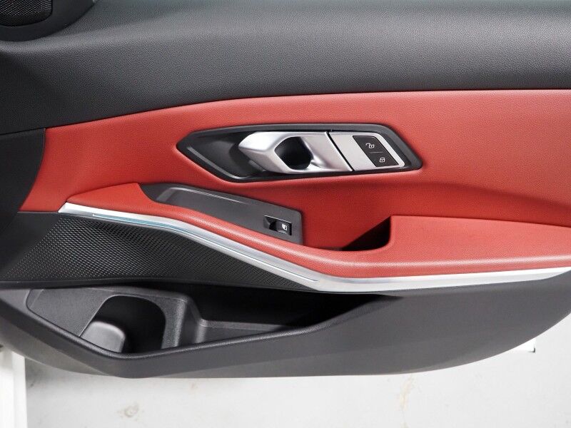 2023 BMW 3 Series 330e Plug-In Hybrid *NAVIGATION, CURVED DISPLAY, SAFETY ALERTS, BACKUP-CAMERA, COLOR TOUCHSCREEN, MOONROOF, COMFORT ACCESS, 19 INCH ALLOYS, ANDROID & APPLE Round Rock TX