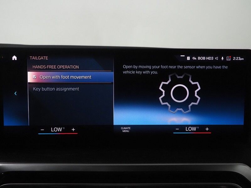 2023 BMW 3 Series 330e Plug-In Hybrid *NAVIGATION, CURVED DISPLAY, SAFETY ALERTS, BACKUP-CAMERA, COLOR TOUCHSCREEN, MOONROOF, COMFORT ACCESS, 19 INCH ALLOYS, ANDROID & APPLE Round Rock TX