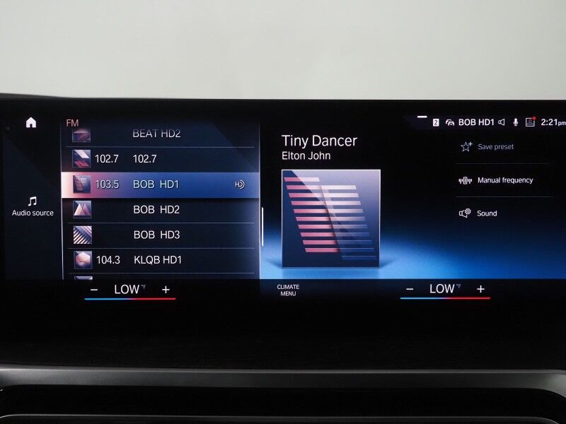 2023 BMW 3 Series 330e Plug-In Hybrid *NAVIGATION, CURVED DISPLAY, SAFETY ALERTS, BACKUP-CAMERA, COLOR TOUCHSCREEN, MOONROOF, COMFORT ACCESS, 19 INCH ALLOYS, ANDROID & APPLE Round Rock TX