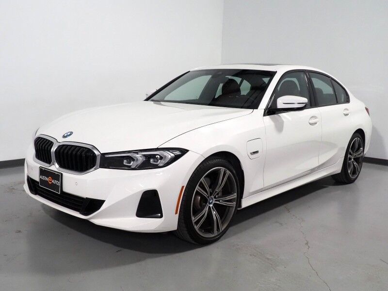 2023 BMW 3 Series 330e Plug-In Hybrid *NAVIGATION, CURVED DISPLAY, SAFETY ALERTS, BACKUP-CAMERA, COLOR TOUCHSCREEN, MOONROOF, COMFORT ACCESS, 19 INCH ALLOYS, ANDROID & APPLE Round Rock TX