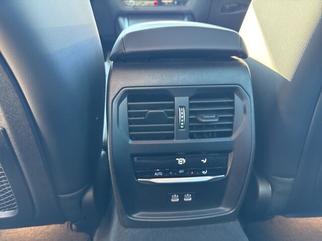 2023 BMW 3 Series 330e iPerformance TX 2023 BMW 3 Series 330e iPerformance TX