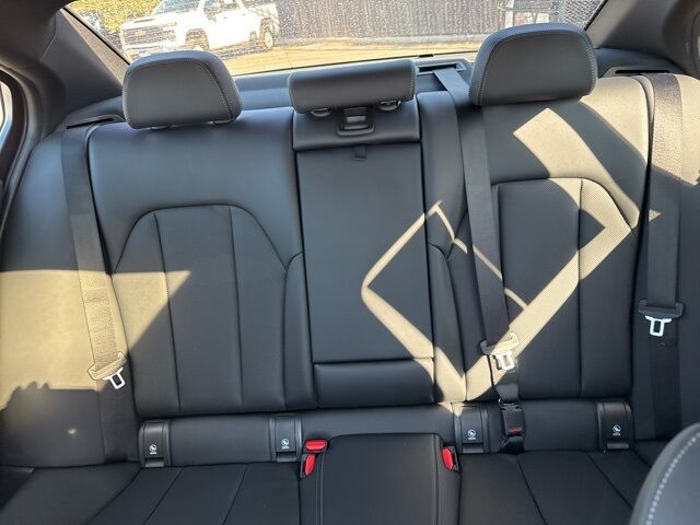 2023 BMW 3 Series 330e iPerformance TX 2023 BMW 3 Series 330e iPerformance TX