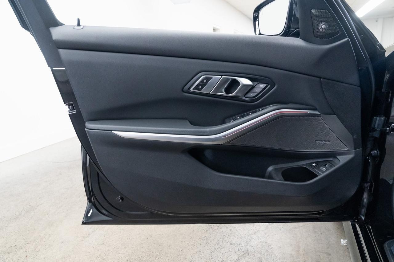 2023 BMW 3 Series 330e xDrive Heated Seats Harman/ Kardon Audio Panoramic Moonro Portland OR