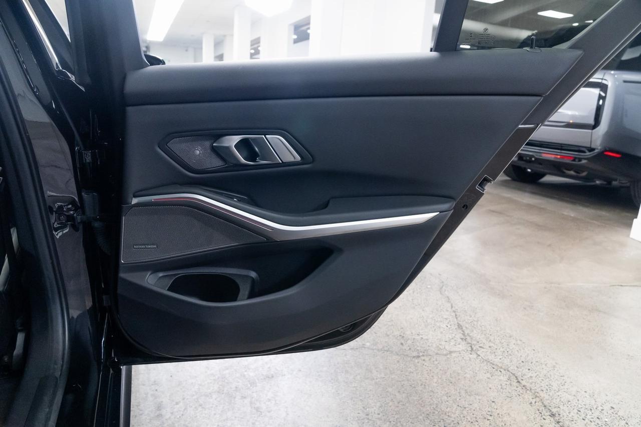 2023 BMW 3 Series 330e xDrive Heated Seats Harman/ Kardon Audio Panoramic Moonro Portland OR