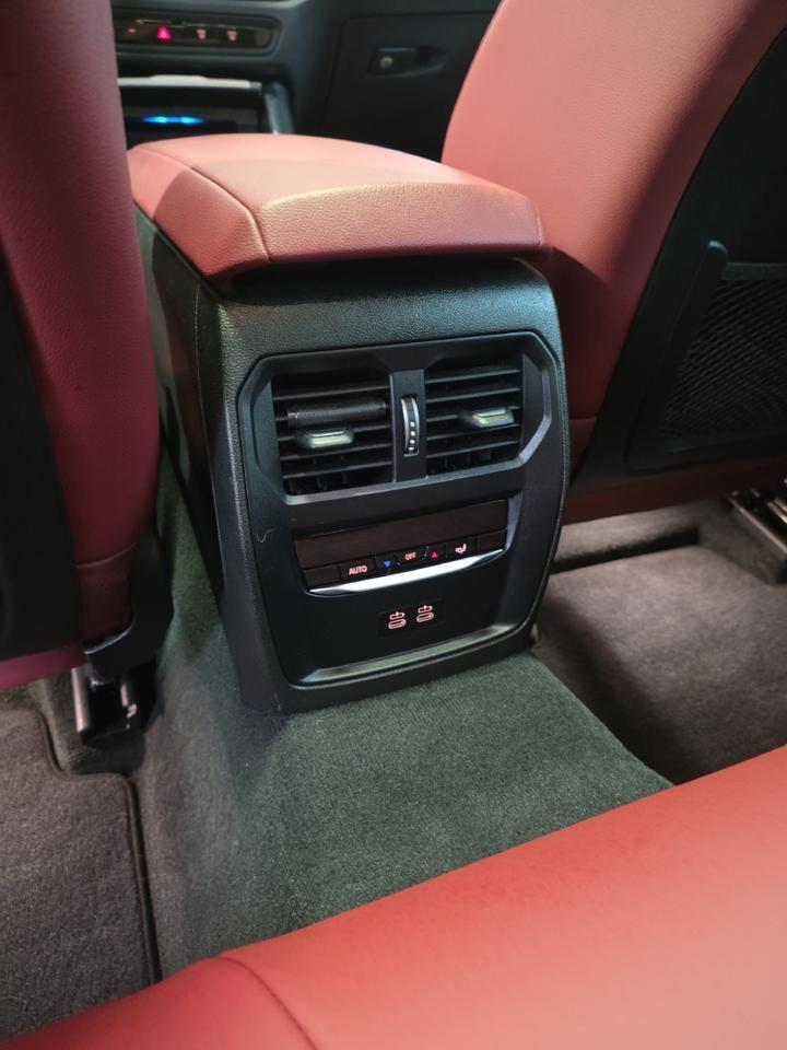 2023 BMW 3 Series 330e xDrive Sand Lake NY