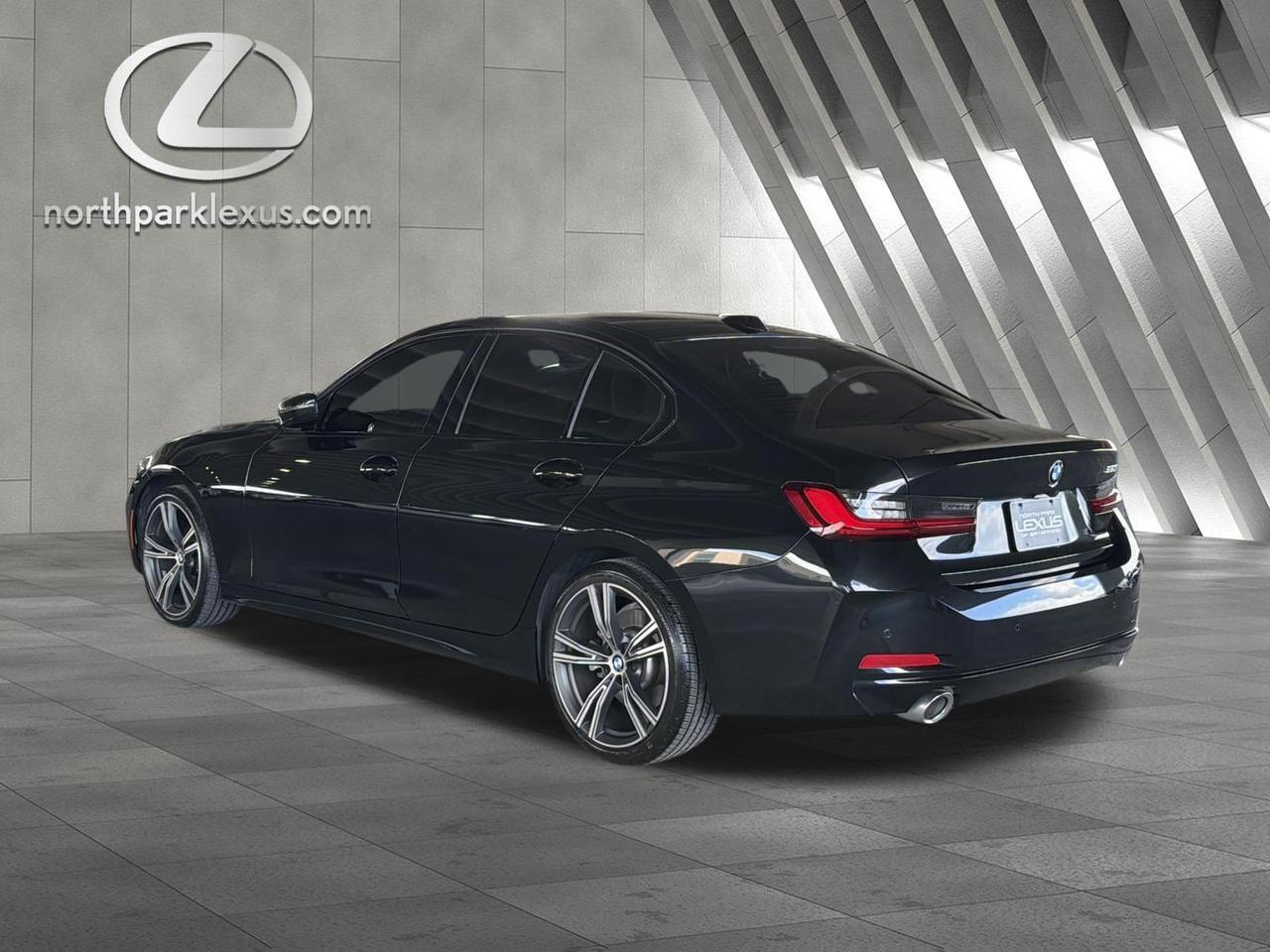 2023 BMW 3 Series 330i