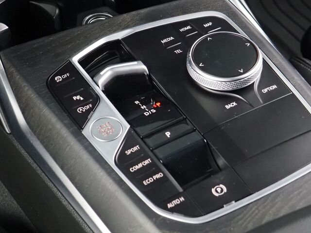 2023 BMW 3 Series 330i Sedan *HEADS-UP DISPLAY, NAVIGATION, CURVED DISPLAY, SAFETY ALERTS, BACKUP-CAMERA, MOONROOF, HEATED SEATS/STEERING, REMOTE START, COMFORT ACCESS, 19 INCH WHEELS, ANDROID & APPLE Round Rock TX