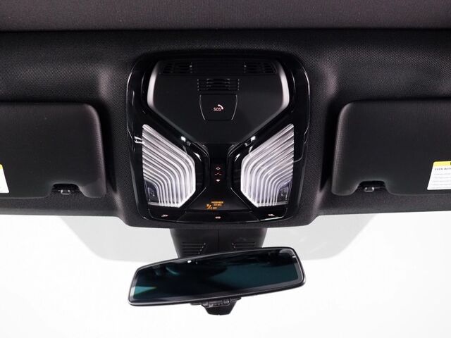 2023 BMW 3 Series 330i Sedan *HEADS-UP DISPLAY, NAVIGATION, CURVED DISPLAY, SAFETY ALERTS, BACKUP-CAMERA, MOONROOF, HEATED SEATS/STEERING, REMOTE START, COMFORT ACCESS, 19 INCH WHEELS, ANDROID & APPLE Round Rock TX