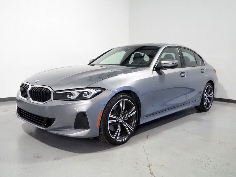 2023 BMW 3 Series 330i Sedan *NAVIGATION, CURVED DISPLAY, SAFETY ALERTS, 360 VIEW CAMERAS, COLOR TOUCHSCREEN, MOONROOF, HEATED SEATS/STEERING, COMFORT ACCESS, REMOTE START, 19 INCH WHEELS, WIRELESS CHARGING, ANDROID & APPLE Round Rock TX