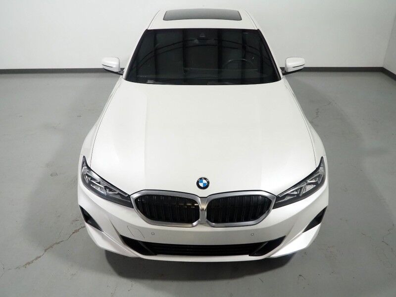 2023 BMW 3 Series 330i Sedan *NAVIGATION, CURVED DISPLAY, SAFETY ALERTS, BACKUP-CAMERA, COLOR TOUCHSCREEN, MOONROOF, HEATED SEATS, COMFORT ACCESS, 19 INCH WHEELS, ANDROID & APPLE Round Rock TX