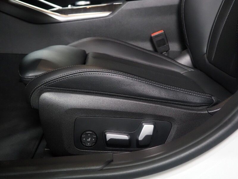 2023 BMW 3 Series 330i Sedan *NAVIGATION, CURVED DISPLAY, SAFETY ALERTS, BACKUP-CAMERA, COLOR TOUCHSCREEN, MOONROOF, HEATED SEATS, COMFORT ACCESS, 19 INCH WHEELS, ANDROID & APPLE Round Rock TX