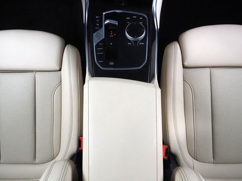 2023 BMW 3 Series 330i Sedan *NAVIGATION, CURVED DISPLAY, SAFETY ALERTS, PARK ASSIST PLUS, 360 VIEW CAMERAS, COLOR TOUCHSCREEN, MOONROOF, COMFORT ACCESS, 19 INCH WHEELS, ANDROID & APPLE Round Rock TX