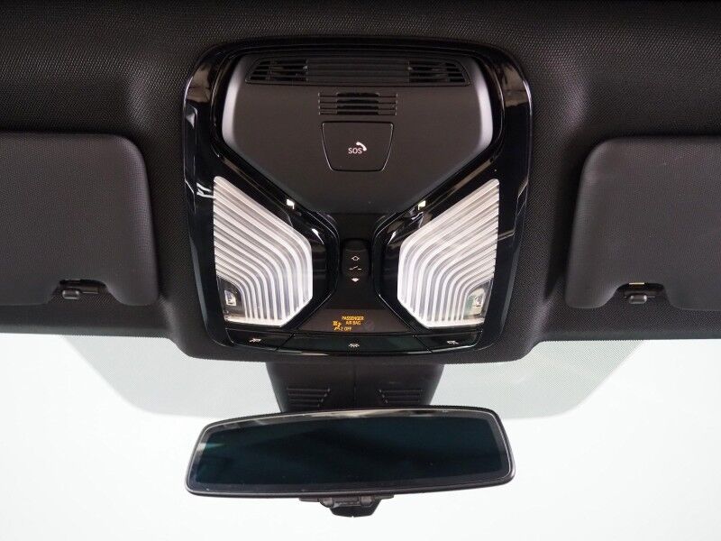 2023 BMW 3 Series 330i Sedan *NAVIGATION, CURVED DISPLAY, SAFETY ALERTS, PARK ASSIST PLUS, 360 VIEW CAMERAS, COLOR TOUCHSCREEN, MOONROOF, COMFORT ACCESS, 19 INCH WHEELS, ANDROID & APPLE Round Rock TX