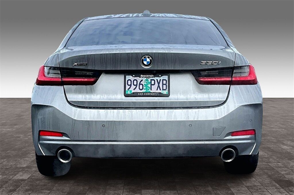 2023 BMW 3 Series 330i xDrive OR