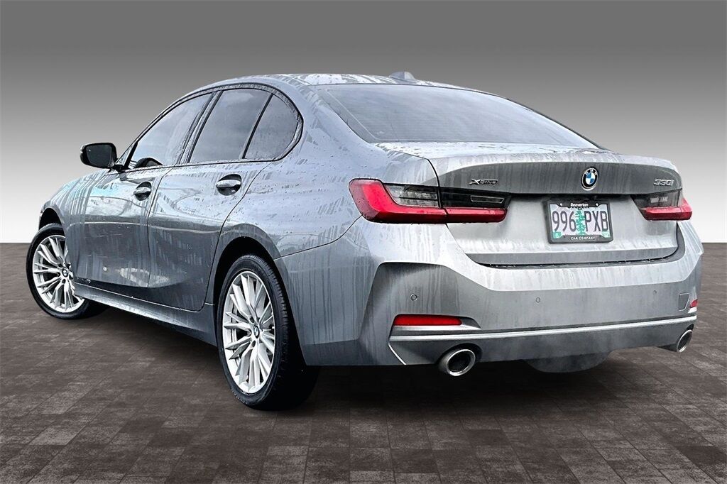 2023 BMW 3 Series 330i xDrive OR