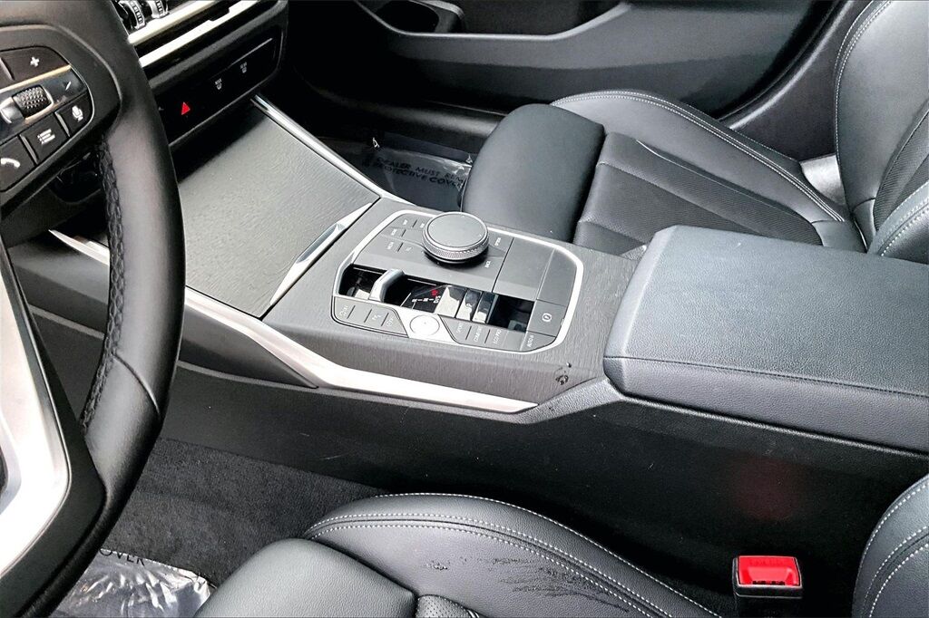 2023 BMW 3 Series 330i xDrive OR