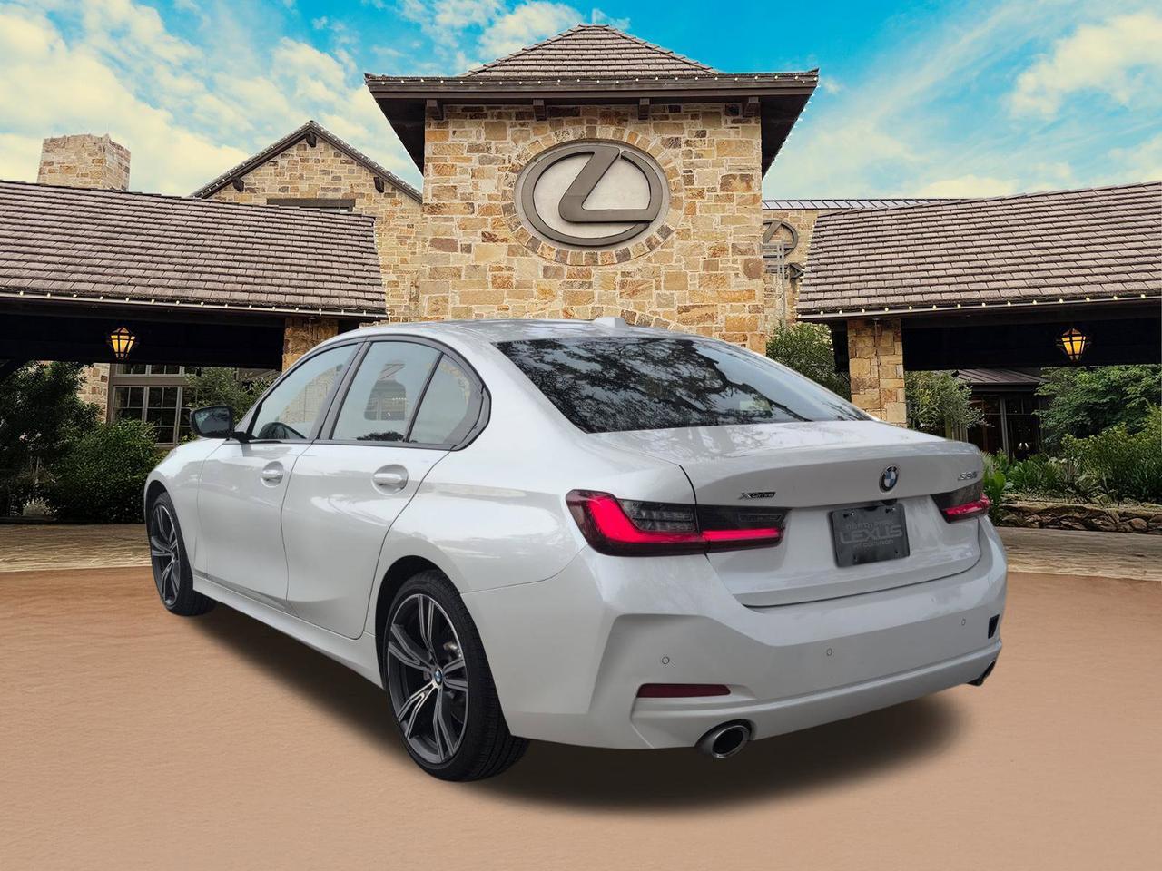 2023 BMW 3 Series 330i xDrive