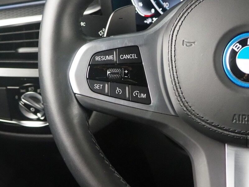 2023 BMW 5 Series 530e Plug-In Hybrid *M SPORT, NAVIGATION, LIVE COCKPIT PRO, SAFETY ALERTS, BACKUP-CAMERA, COLOR TOUCHSCREEN, MOONROOF, HEATED SEATS, COMFORT ACCESS, FULL LED HEADLIGHTS, ANDROID & APPLE, WIRELESS CHARGING Round Rock TX